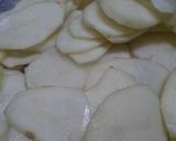 आलू चिप्स (Aloo chips recipe in Hindi) रेसिपी चरण 1 फोटो