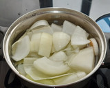 Foto del paso 1 de la receta: Arroz caldoso de puerros