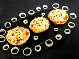 Mini bread pizza