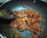 खान्देश स्पेशल कांदा कुरडई ची भाजी (kuradi bhaji recipe in marathi) रेसिपी स्टेप 4 फोटो 