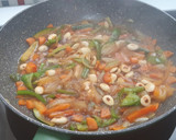 Foto del paso 5 de la receta: Plumas integrales con verduras a la soja y almendras