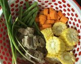 Hình bước làm 1 của món Canh sườn ngũ sắc