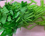 炒空心菜的食譜步驟1照片