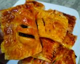 Foto langkah ke 7 dari resep Puff Pastry isi Tongkol Asap.
