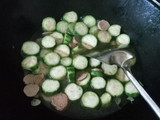 Sup Oyong Bakso