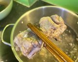 Hình bước làm 2 của món Canh xương khoai sọ