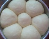 Foto langkah ke 2 dari resep Roti Sobek.