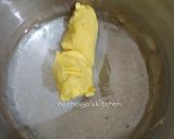 Foto langkah ke 1 dari resep Soes Kering Keju (no mixer, no spuit).