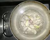 A picture of step 3 of Aloo Palak.