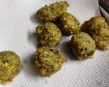 A picture of step 5 of Dalwada (green moong dal vada).