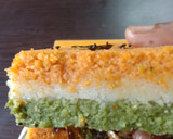 மூவர்ண சூஜி டோக்ளா ரெசிபி ஸ்டேப் 7 புகைப்படம்