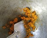 A picture of step 3 of Raw turmeric chutney.