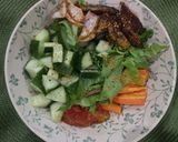 A picture of step 4 of Lagos Grilled Stake Salad.