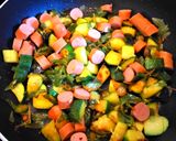 Porcsinos, tojásos, virslis cukkini recept fázis 3 fotója