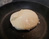 Foto del paso 2 de la receta Queso provolone a la plancha con frutos rojos