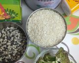 A picture of step 1 of Quick kali urad ki khichdi.