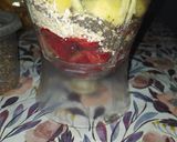 Foto del paso 1 de la receta: Batido de frutilla y manzana 🍓🍎