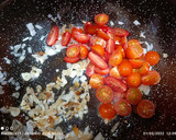 Foto del paso 4 de la receta: Noodles de arroz con rape y frutos de mar