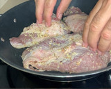 Foto del paso 5 de la receta: Secreto de cerdo macerado en pomelo (con salsa de melocotón)