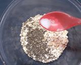 A picture of step 1 of Overnight Oats with Chia seed.
