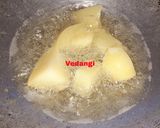 A picture of step 5 of Hariyali Aloo.