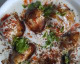A picture of step 4 of Dahi vada.