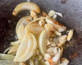 Foto langkah ke 2 dari resep Creamy Garlic Chili.