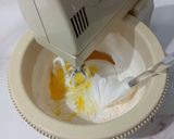 Foto langkah ke 5 dari resep Bolu Pisang Ambon Panggang.