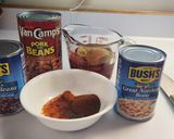 A picture of step 2 of Crockpot Cowboy Beans.