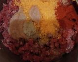 Foto langkah ke 1 dari resep Bola-bola Daging saus bolognese.