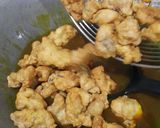 Foto langkah ke 5 dari resep 64. Ayam Goreng Saus Nutrisari.