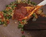 A picture of step 5 of Veg cheese empanadas.