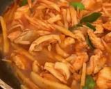 รูปขั้นตอนการทำที่ 9 ของ ผัดพริกแกงไก่หน่อไม้ดอง