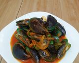 Foto langkah ke 3 dari resep Kerang hijau pedas manis.
