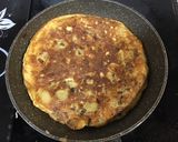 Foto del paso 4 de la receta: Tortilla de patata y cebolla estilo pizza