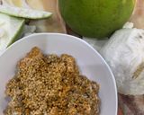 Hình bước làm 1 của món Trứng sam trộn gỏi bưởi
