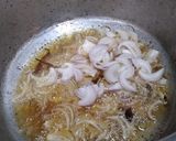 A picture of step 1 of Chicken pulao.