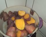 Foto langkah ke 1 dari resep Klepon ubi kuning.