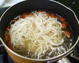元氣雞湯麵線(滴雞精)的食譜步驟4照片