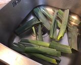 Une image de l'étape 9 de Chevreau aux légumes et os à moelle façon pot au feu revisité.