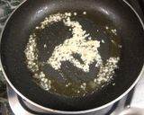 A picture of step 3 of Manchurian gravy.