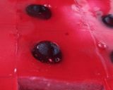 صورة لخطوة 5 من وصفة كيكه ladybug 🐞 البارده