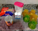 Foto del paso 1 de la receta: Postre de Vainillas, crema y duraznos