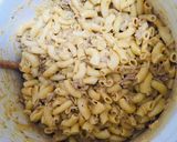 Húsos-tejfölös tepsis tészta recept fázis 4 fotója