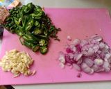 Foto langkah ke 2 dari resep Oseng tempe cabe hijau.