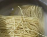 Foto del paso 1 de la receta: Tallarín de camarón (tipo chino)