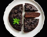 عکس مرحله 4 از دستور کیک شکلاتی خرمایی 🌸 کیک رژیمی