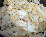 Foto del paso 2 de la receta: Higaditos de pollo encebollados