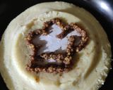 A picture of step 4 of Chocolatey bundi cookpad hat.