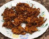A picture of step 10 of Onion Pakoda.